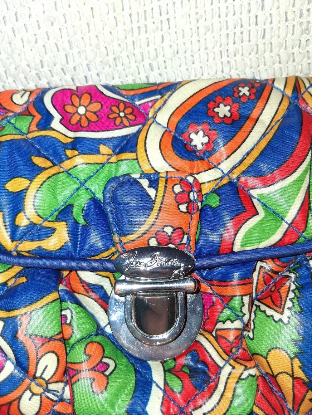 Vera Bradley Puffy Venetian Paisley Wristlet With Strap. - Picture 2 of 11